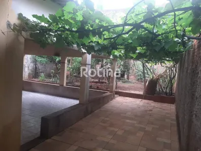 Casa com 3 Quartos à venda, 180m² no Pampulha, Uberlândia
