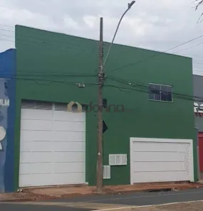 Galpão/Depósito/Armazém para alugar, 260m² no Bom Retiro, Uberaba
