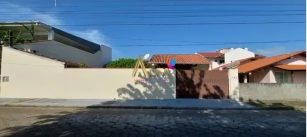 Casa com 2 Quartos à venda, 100m² no Armação, Penha
