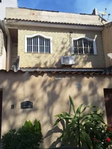 Casa com 2 Quartos para alugar, 60m² no Califórnia, Nova Iguaçu