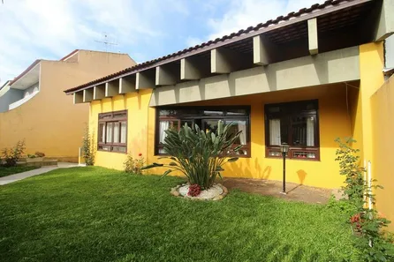 Casa com 3 Quartos à venda, 450m² no São Domingos, São José dos Pinhais