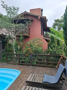 Casa de Condomínio com 2 Quartos para alugar, 70m² no , Imbituba