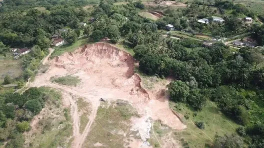 Lote/Terreno à venda, 400000m² no Boca do Rio, Salvador