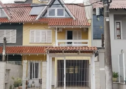 Sobrado com 3 Quartos à venda, 132m² no Estância Velha, Canoas