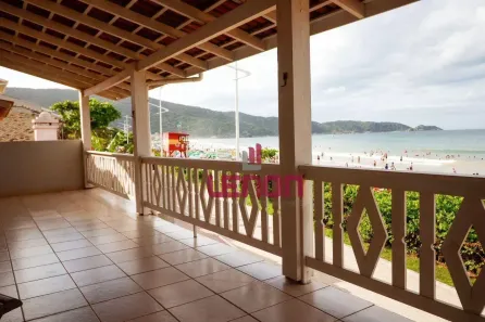 Casa com 4 Quartos à venda, 253m² no Bombas, Bombinhas