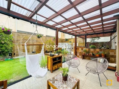 Casa com 5 Quartos à venda, 239m² no Carianos, Florianópolis