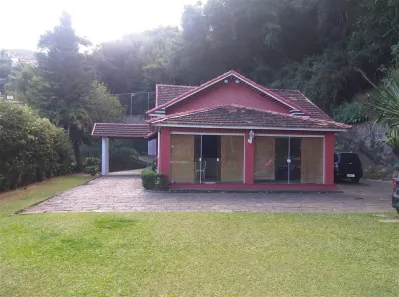 Casa com 5 Quartos à venda, 2000m² no Corrêas, Petrópolis