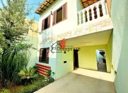 Casa com 3 Quartos à venda, 190m² no Serrano, Belo Horizonte