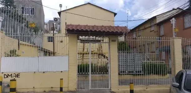 Casa de Condomínio com 2 Quartos à venda, 73m² no Santo Antônio, Porto Alegre
