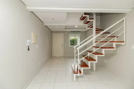 Casa de Condomínio com 3 Quartos à venda, 97m² no Cavalhada, Porto Alegre