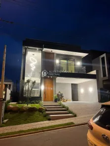 Casa de Condomínio com 3 Quartos à venda, 270m² no Centro, Gravataí