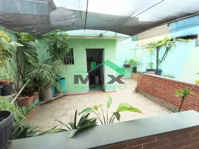 Sobrado com 3 Quartos à venda, 215m² no Taboão, Diadema