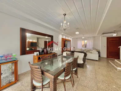 Casa com 5 Quartos à venda, 147m² no Enseada, Guarujá