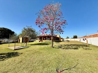 Fazenda/Sítio com 3 Quartos à venda, 221m² no Chácaras Alvorada, Itapetininga