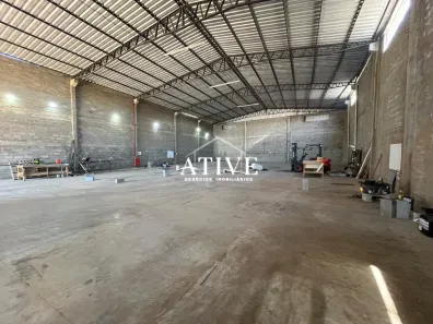 Galpão/Depósito/Armazém para alugar, 750m² no Barnabé, Gravataí