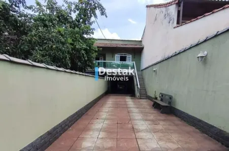 Casa com 3 Quartos à venda, 237m² no Vila Mury, Volta Redonda