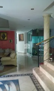 Sobrado com 4 Quartos para alugar, 900m² no Parque São Jorge, São Paulo