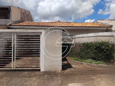 Casa com 3 Quartos à venda, 130m² no Centro, Marília