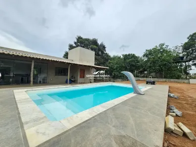 Fazenda/Sítio com 3 Quartos à venda, 1000m² no Centro, Itatiaiuçu