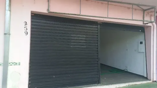 Ponto Comercial para alugar, 30m² no Centro, Salto