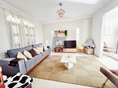Casa com 3 Quartos à venda, 194m² no Tauape, Fortaleza