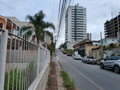 Casa com 2 Quartos à venda, 90m² no Barreiros, São José