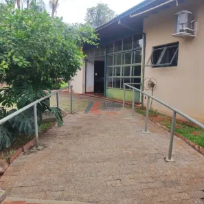 Imóvel Comercial com 5 Quartos à venda, 385m² no Santos Dumont, Londrina