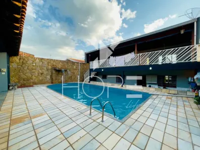Casa com 5 Quartos à venda, 276m² no Jardim Silvino, Cambé