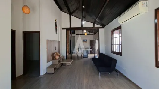 Casa com 3 Quartos à venda, 178m² no Floresta, Joinville
