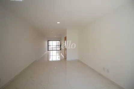 Casa com 3 Quartos para alugar, 140m² no Vila Antonina, São Paulo