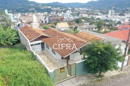Casa com 3 Quartos à venda, 280m² no Eugênio Schneider, Rio do Sul
