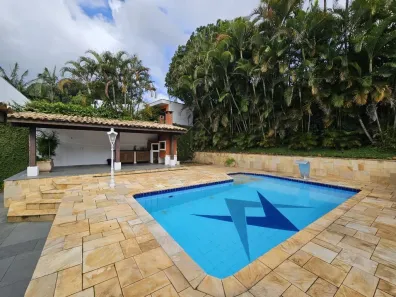 Casa com 3 Quartos para alugar, 480m² no Vila Santo Antônio, Cotia