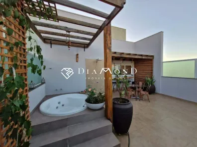 Cobertura com 3 Quartos à venda, 180m² no Santa Mônica, Uberlândia