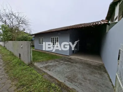 Casa com 2 Quartos para alugar, 75m² no Ribeirão da Ilha, Florianópolis