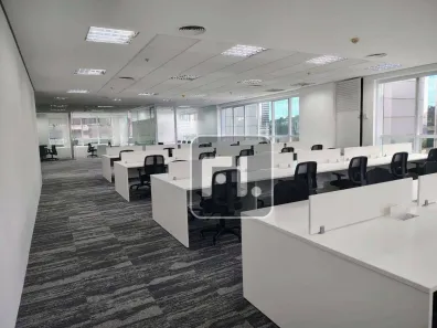 Sala Comercial para alugar, 272m² no Cidade Monções, São Paulo