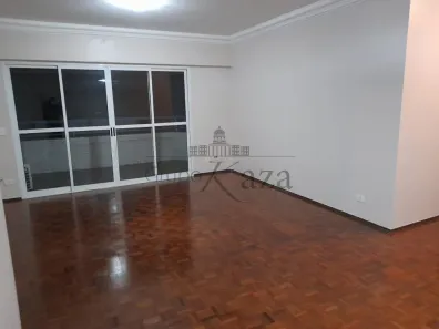 Apartamento com 3 Quartos à venda, 130m² no Vila Adyana, São José dos Campos