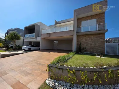 Sobrado com 4 Quartos à venda, 211m² no Centro, Peruíbe