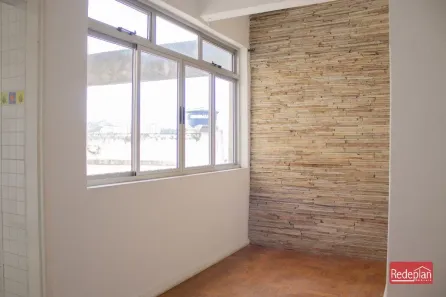 Apartamento com 2 Quartos para alugar, 116m² no Aterrado, Volta Redonda