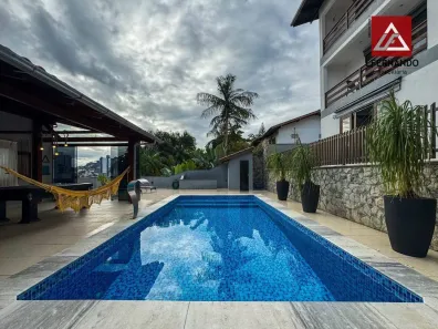 Casa com 4 Quartos à venda, 551m² no Escola Agrícola, Blumenau