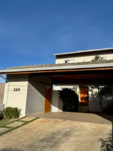 Casa de Condomínio com 4 Quartos à venda, 190m² no Village Moutonnée, Salto