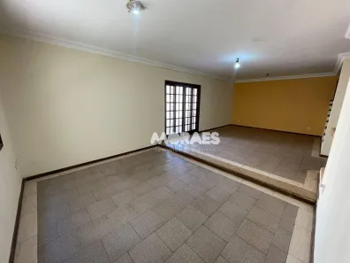 Casa com 4 Quartos para alugar, 416m² no Parque Jardim Europa, Bauru