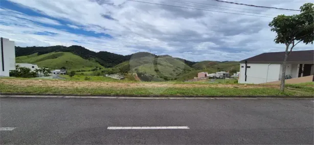 Lote/Terreno à venda, 446m² no Casa de Pedra, Volta Redonda