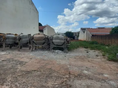 para alugar, 350m² no Parque das Laranjeiras, Maringá