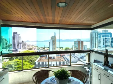 Apartamento com 3 Quartos à venda, 130m² no Estreito, Florianópolis