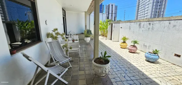 Casa com 4 Quartos à venda, 327m² no Farol, Maceió