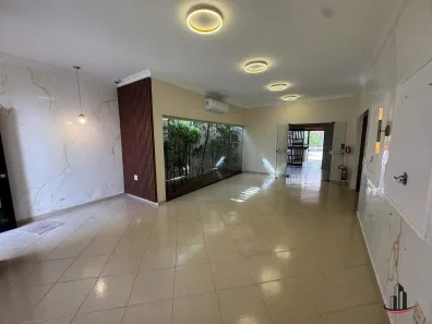 Casa com 5 Quartos à venda, 330m² no Santa Maria, Uberaba
