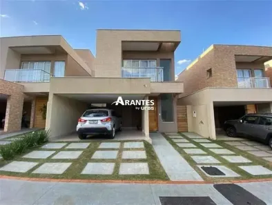 Casa de Condomínio com 3 Quartos à venda, 180m² no Granja Marileusa, Uberlândia