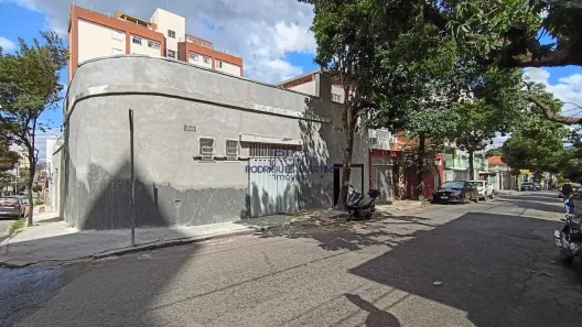 Casa com 6 Quartos à venda, 250m² no Padre Eustáquio, Belo Horizonte