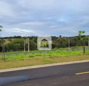 Lote/Terreno à venda, 2651m² no Marta Helena, Uberlândia