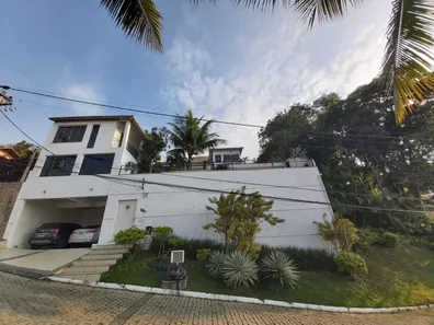 Casa de Condomínio com 4 Quartos à venda, 470m² no Badu, Niterói